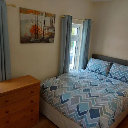 Red Door Townhouse גלוואיי